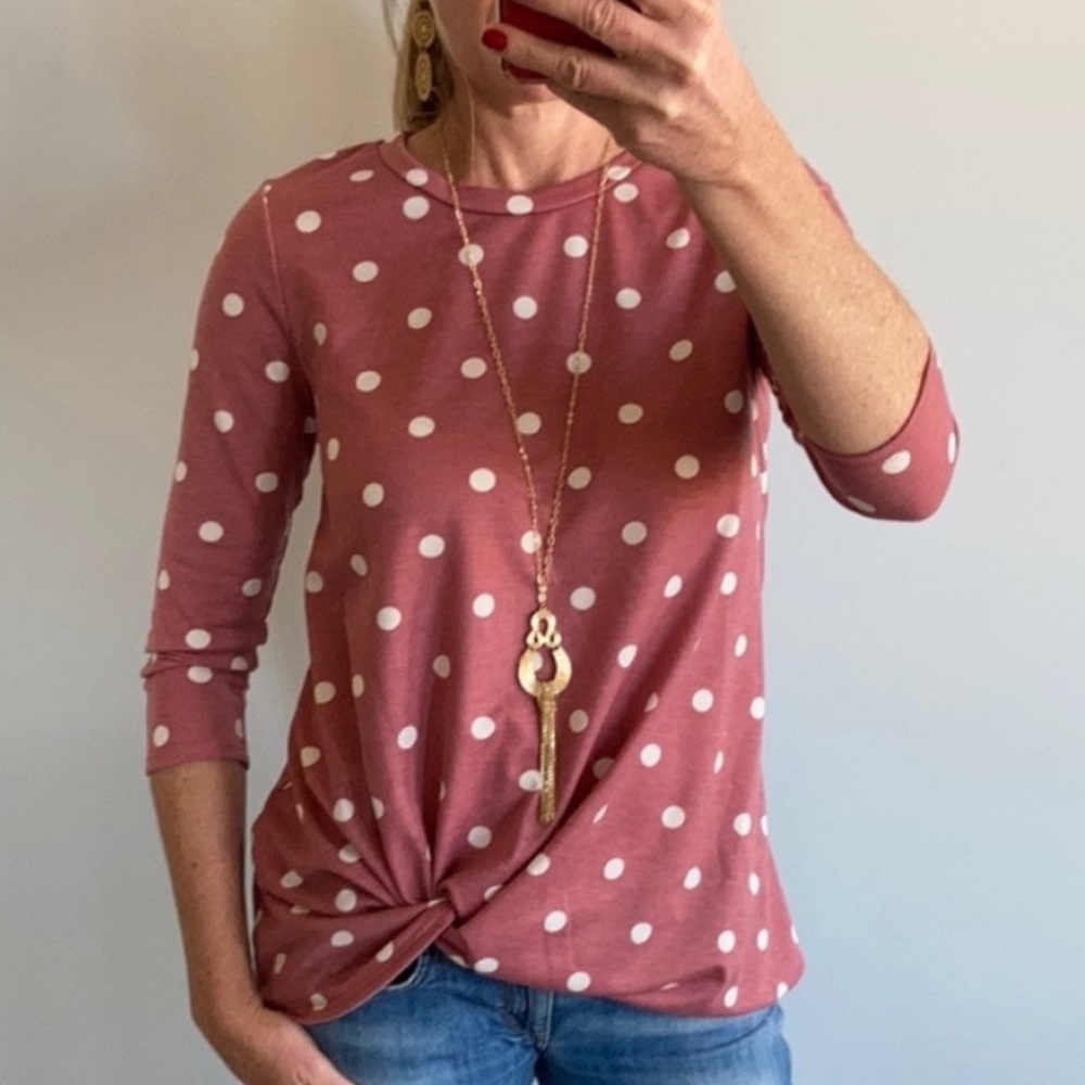 Mauve & White Polka Dot 3/4 Sleeve Top - Picture 3 of 6